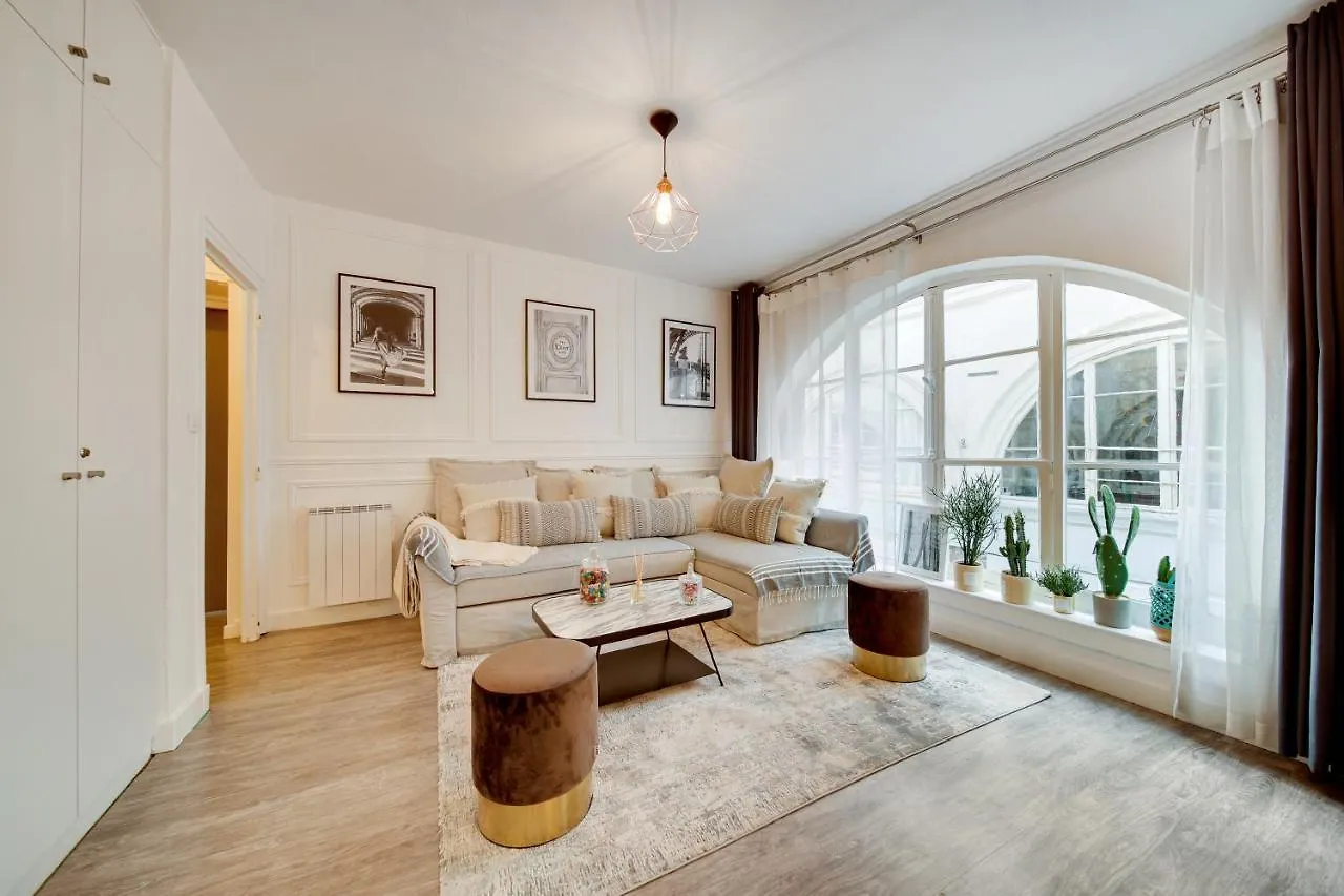Appartamento Stunning Historical Parisian Flat - Louvre Area Francia