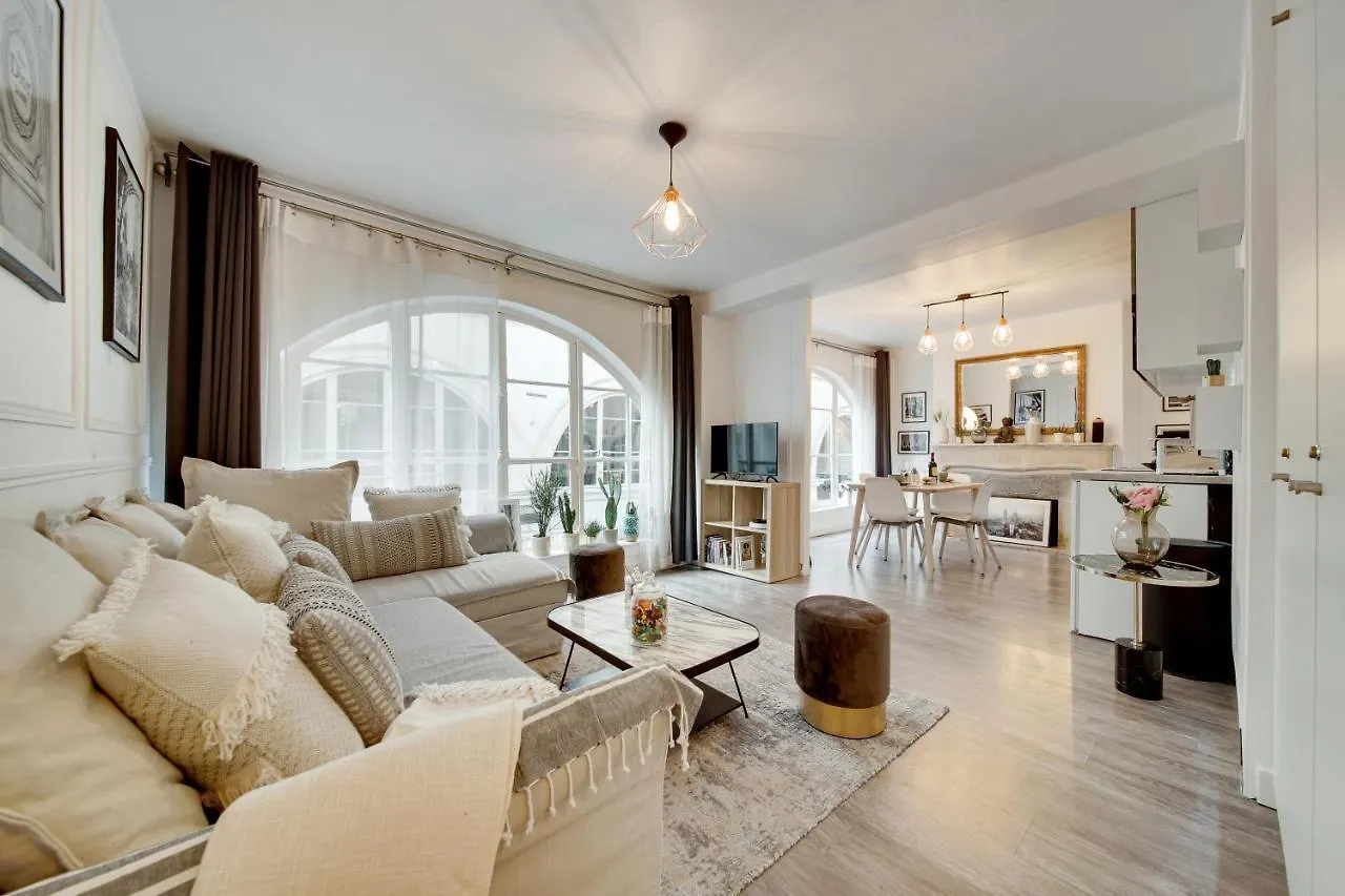 Apartament Stunning Historical Parisian Flat - Louvre Area