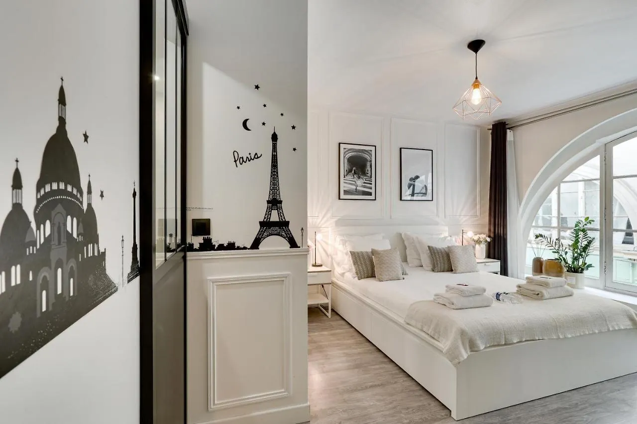 Apartament Stunning Historical Parisian Flat - Louvre Area